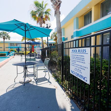 Garnet Inn & Suites Orlando Exteriér fotografie
