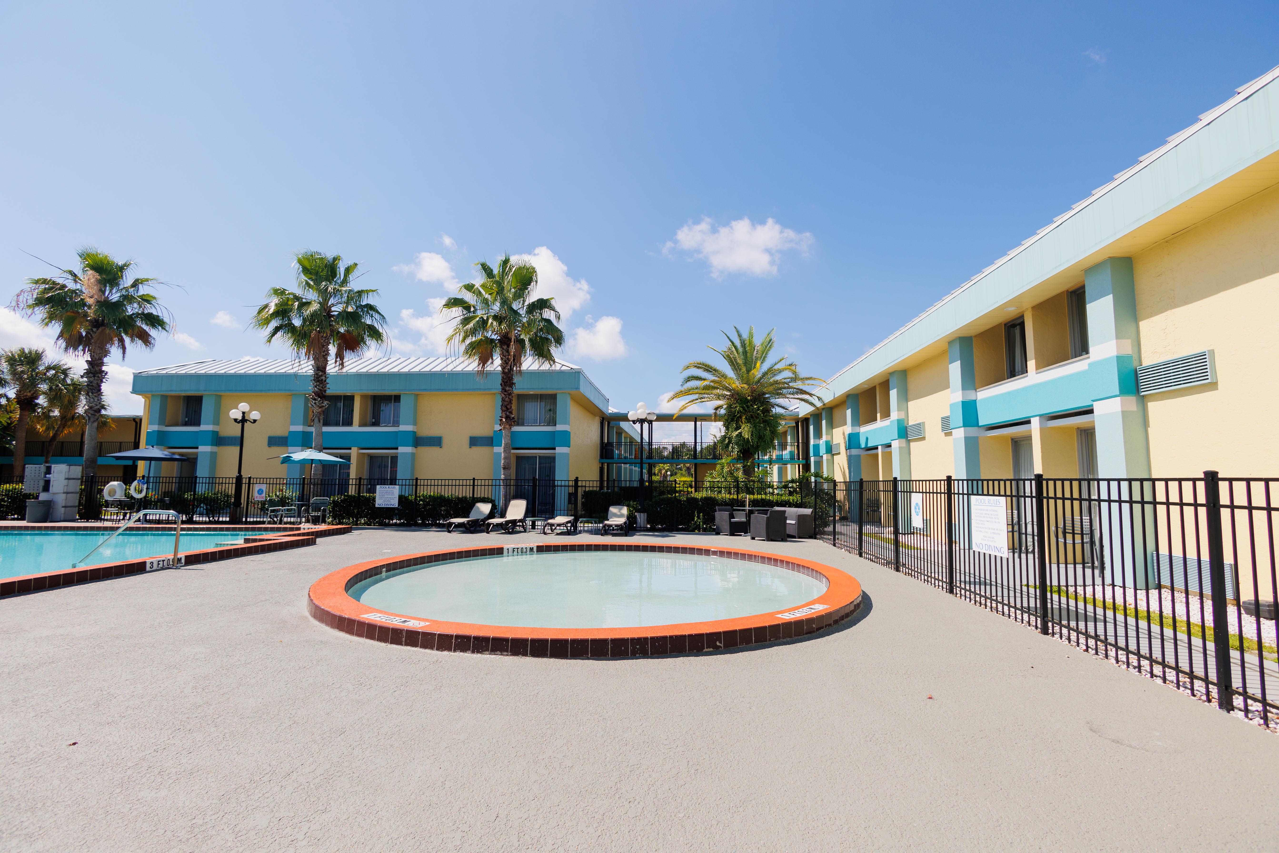 Garnet Inn & Suites Orlando Exteriér fotografie