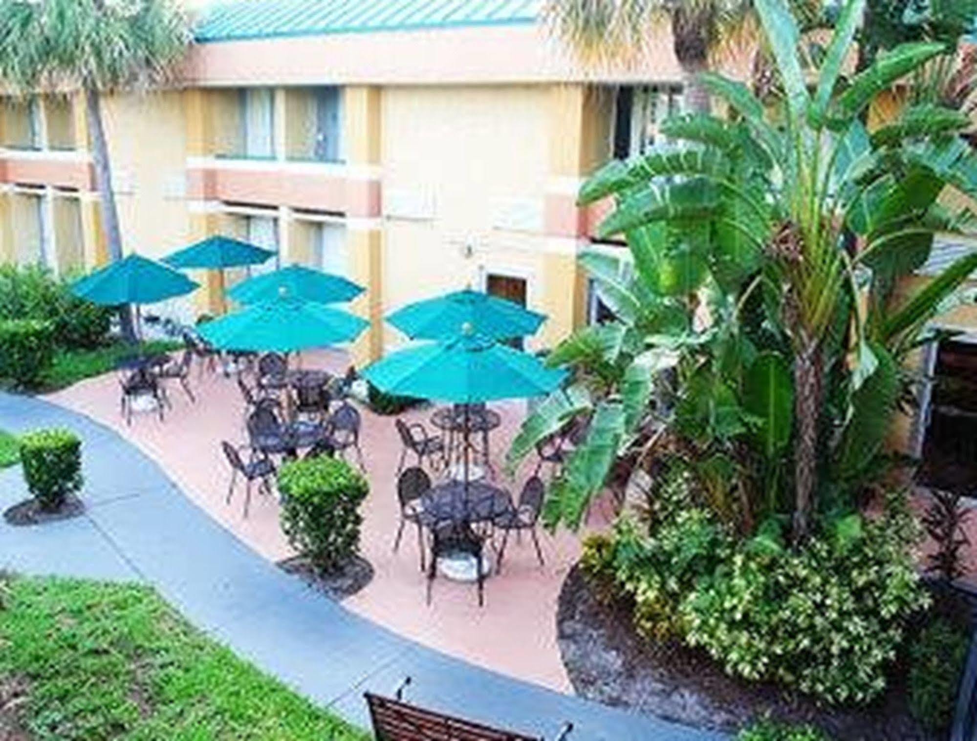 Garnet Inn & Suites Orlando Exteriér fotografie