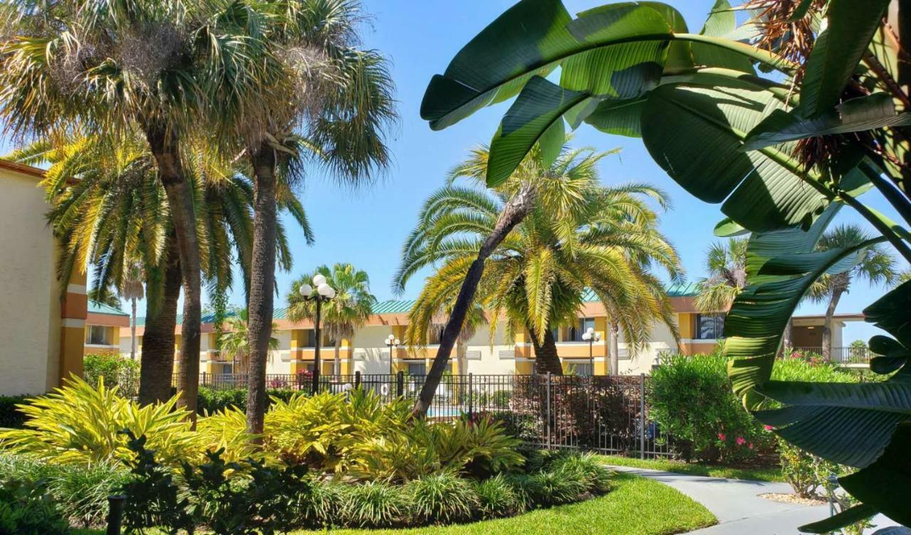 Garnet Inn & Suites Orlando Exteriér fotografie